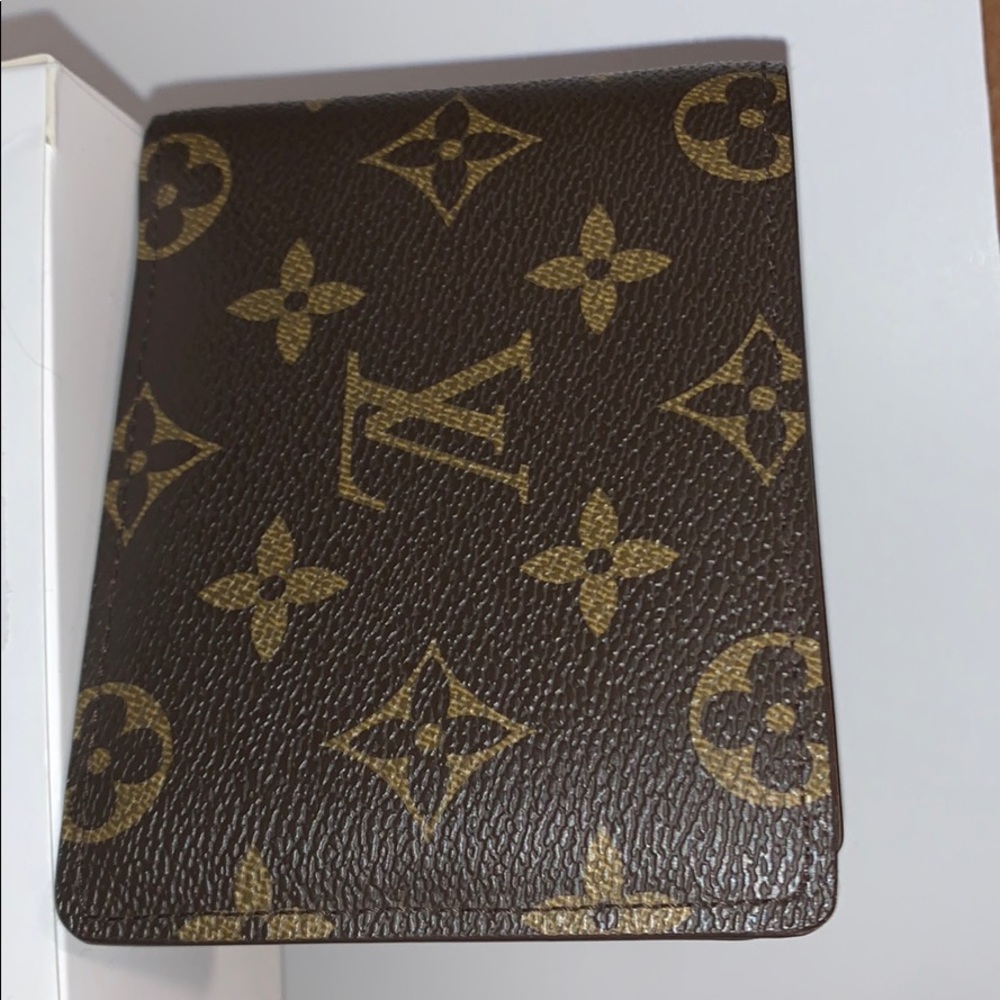 Wallet SOLD